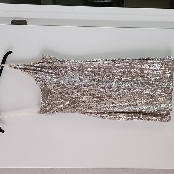 XSCape Evening Dress - Picture 7 of 9